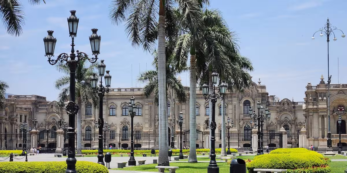 Plaza de Armas (Main Square)